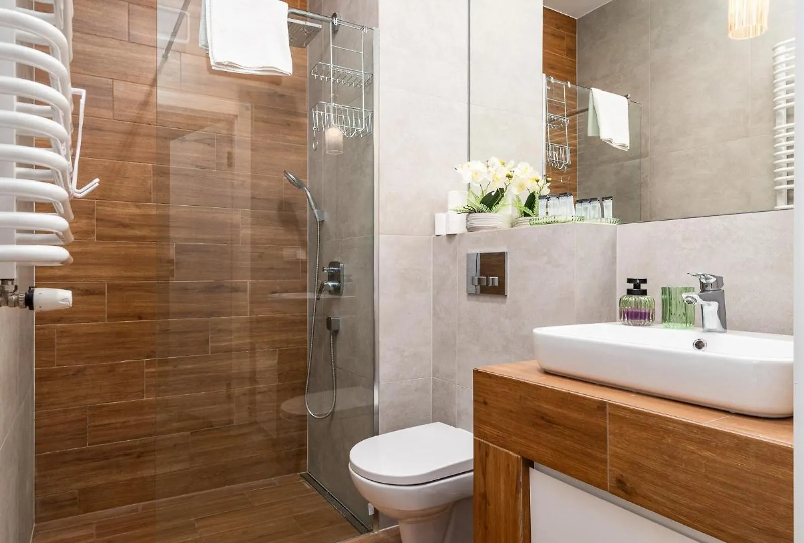 Prymasa Tysiaclecia 83A By Perfectapart 529 Garaz Warsaw